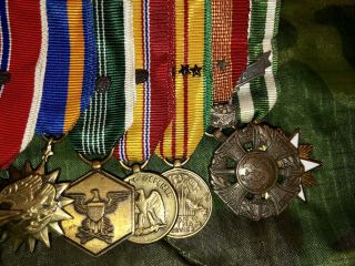 Vietnam Era US Army Mini Medal Bar,  Bronze Star,  Air Medal,  Vietnam Gallantry 3