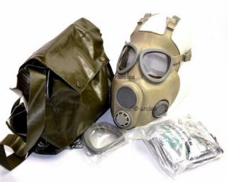 Czech,  East German Troops M - 10 Gas Mask.  Full Set M10 Cz Gas Mask