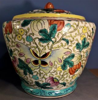 Vintage Large Chinese / Cantonese Porcelain Lidded Jar