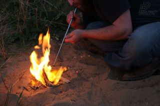 SPITFIRE Pocket Fire Lighting Kit Steel Bellows Survival Hiking BBQ Tool UK - Made 4