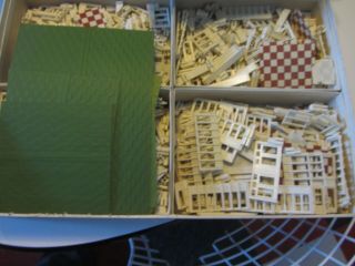 Vintage 1950 ' s MCM Elgo Plastics Skyline Toy Architectural Building Toy 95 4