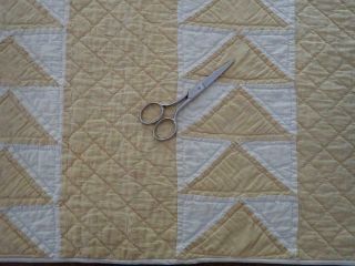 Prim Antique Mustard Yellow & White Flying Geese Table Doll QUILT RUNNER 25x15 7