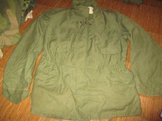 M65 Post Vietnam War Field Jacket Size L - R,  Very Good