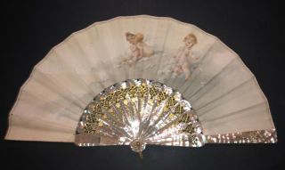 Fine French Art Nouveau Mother Of Pearl Gold Inlay Hand Painted Cherub Scene Fan