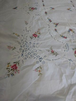 Large Oval cross stitched Embroidered Lace table cloth vintage Battenberg 3