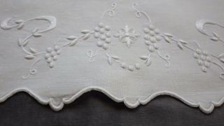 Ecclesiastical,  Religious: 3 Linen Coverings,  Of That 2 W Raised Embroidery,  Ihs