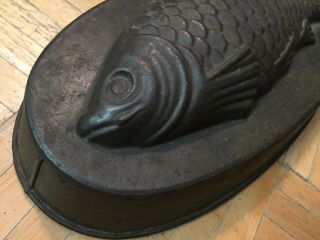 Mid 19th Century Tin Food Mold Of A Fish Flat Oval Form W Nicely Detailed Fish 5