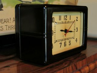Lackner vintage bakelite clock not neon 2