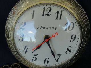 Vintage Spartus Bar Clock Model 86 Runs Backwards 2
