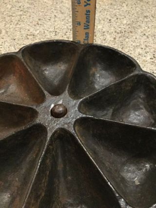 Vintage Antique Cast Iron STAR NAIL CUP Carousel Made in U.  S.  A. 7