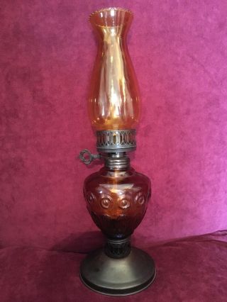 Attractive Amber Glass Vintage Sail Boat Brand Oil Lamp Made In Hong Kong