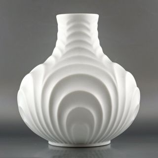 German Op Pop Art 20 - Heinrich 60s White Psychedelic Vasarely Porcelain Vase