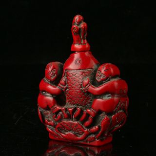 China Exquisite Red Coral Hand Carved Fish & Children Snuff Bottle R2013 2