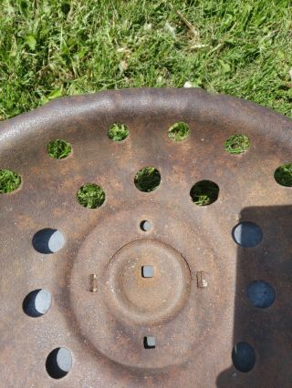 Vintage Metal Tractor Seat Antique Farm Implement Iron Equipment Tool wheel gear 2