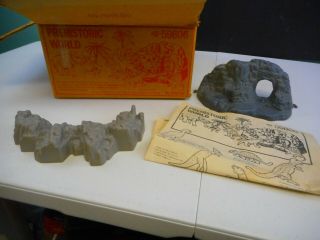Vintage Marx Prehistoric Play Set Box & Plastic Rock Scenery W/ Paper Diagram