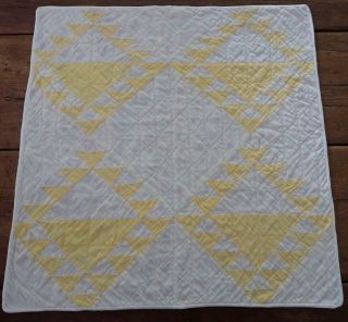 SWEET Chick Yellow Vintage Basket Table Doll QUILT 22x21 2