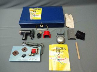 1949 Gilbert Electric Eye Electronics Set In Metal Box