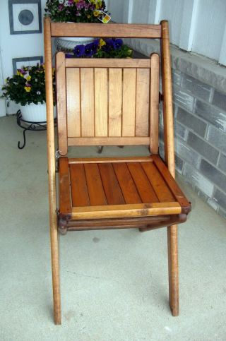 Vtg Antique Oak Wood Slat Folding Chair Mcm Adult Size Plant Holder Yard Decor