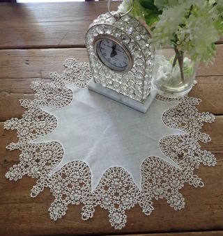 Antique Tatted Lace & Linen Doily Centerpeice Tatting 17 1/2 "