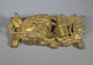 FINE ANTIQUE 19TH C.  CHINESE GILT WOOD CARVING SHI SHI DOG OF FOO 2 2