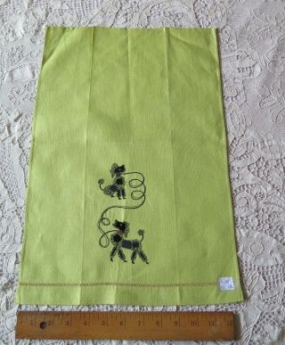 Vintage Embroidered Poodle Linen Chartreuse Green Guest Towel 18 " Lx12 " W