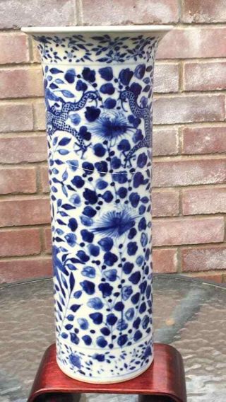 19th Century Chinese blue and white porcelain cylinder shape vase 4