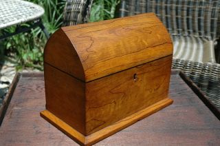 Fine Antique Victorian Burl Wood Box Chest