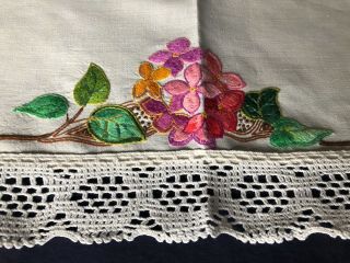 Awesome Vintage Floral Heavily Hand Embroidered Linen Tablecloth Lace Edging 4