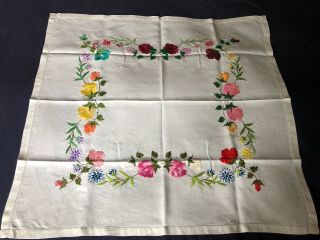 Lovely Vintage Floral Hand Embroidered Small Square Cream Irish Linen Tablecloth 5