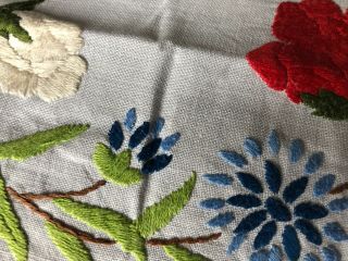 Lovely Vintage Floral Hand Embroidered Small Square Cream Irish Linen Tablecloth 6