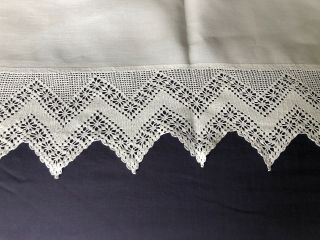 Edwardian Vintage White Irish Linen Tablecloth Crochet Edging Embroidery 6