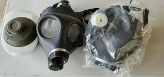 Kyng Tactical Israeli Respirator Gas Mask W/military 40mm Nato Filter Nbc