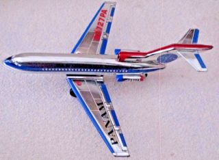 Tin litho TWA Boeing 727 friction powered toy plane choice Japan 3
