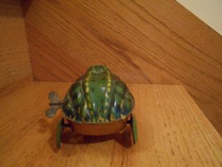 Frog Wind - up Tin Toy hops German colorful green very old 5