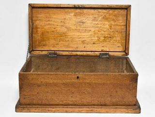 VINTAGE WOOD CARPENTERS WOOD TOOL BOX TRUNK CHEST HOME DECOR 2
