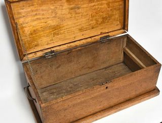 VINTAGE WOOD CARPENTERS WOOD TOOL BOX TRUNK CHEST HOME DECOR 3