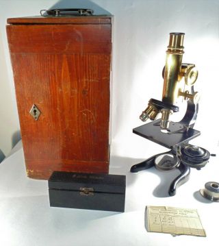 Vintage / Antique E Leitz Wetzler No 161327 Brass Microscope Wooden Case & Key