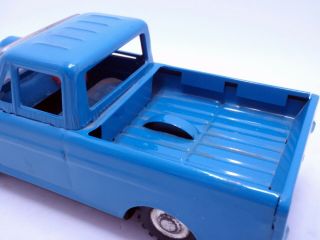 small Pick up Truck made in JAPAN - vintage friction tin toy 6