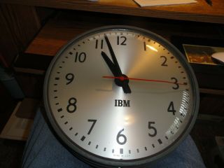 Vintage Ibm Round Electric Round Wall Clock 93996 14 X 3 " Deep Keeps Time