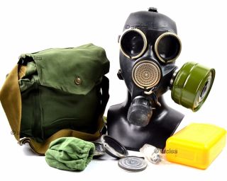 Soviet russian gas mask GP - 7 V.  Black rubber.  full set with all equipment.  M 2