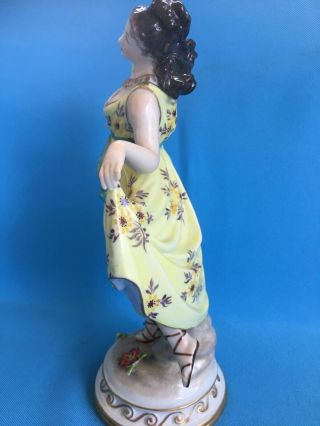Antqye porcelain figurine OLD VOLKSTEDT 3