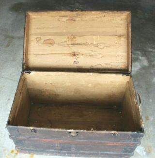 19th Century Flat Top Steamer Trunk Antique Vintage Treasure Chest 5