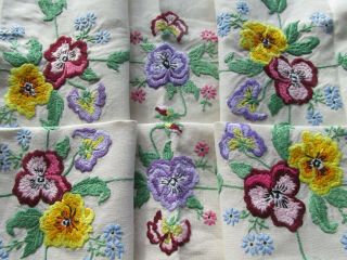 Vintage Hand Embroidered Linen & Lace Tablecloth - Detail Pansy Flowers