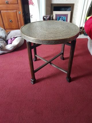 1900s Folding Brass Tray Top Circular Side Table In Condt