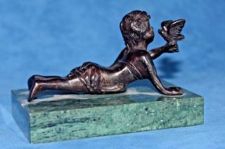 Antique Signed French Bronze Cherub Talking With Bird Green Marble Base Figure 2