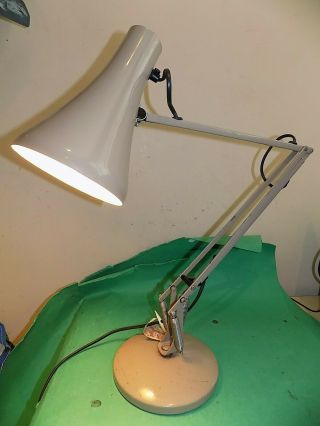 Vintage Anglepoise Lamp Lighting 90 Made In England Beige Pre - Owned Industrial