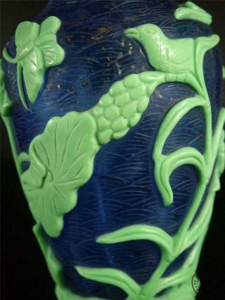 Fine Old Chinese Peking Glass Made Bottle Vase Pot Statue bird,  lotus,  ducks 8