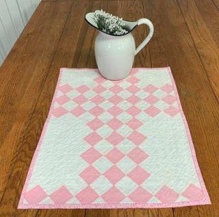 County Cottage C 30s Pink Checkerboard Quilt Table Doll 20 X 15 Vintage