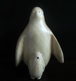 Q4164 - 2 " Hand Carved Boxwood Netsuke Carving: Penguin