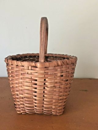 Small Early Antique Splint Oak Gathering Basket with Carved Handle 2